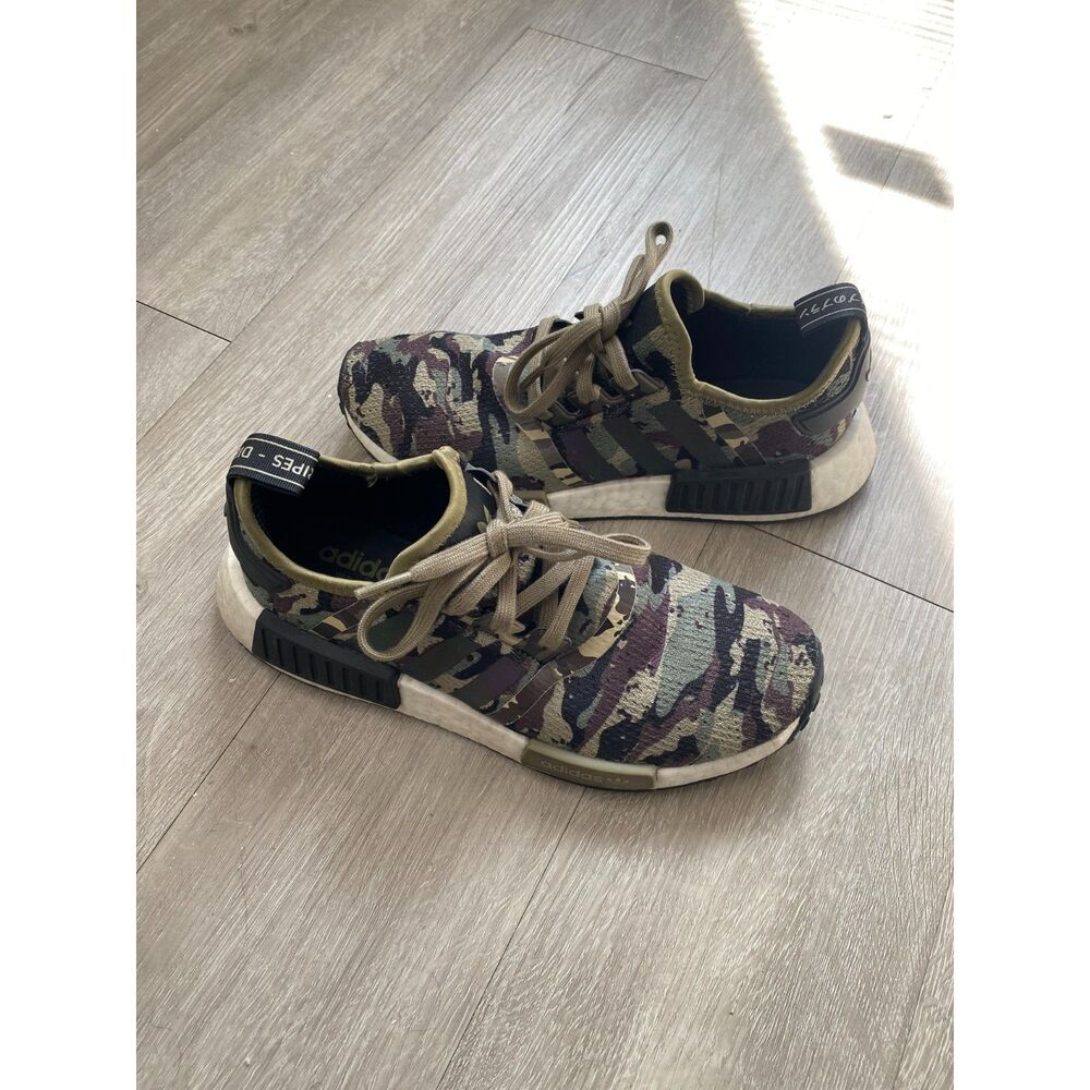 Adidas NMD R1 Duck Camo Sesame D96617 Mens Size 7 Green Black Boost Sneakers